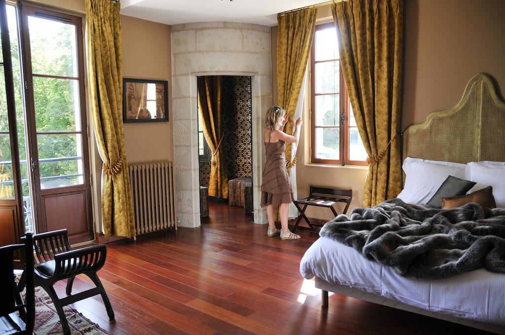 Castel Peyssard Bed & Breakfast Perigueux Room photo